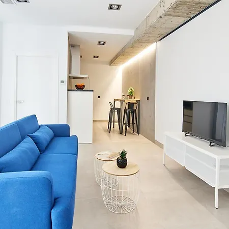 9 Nidos Centrica Suites - Nuevo Plasencia Exterior photo
